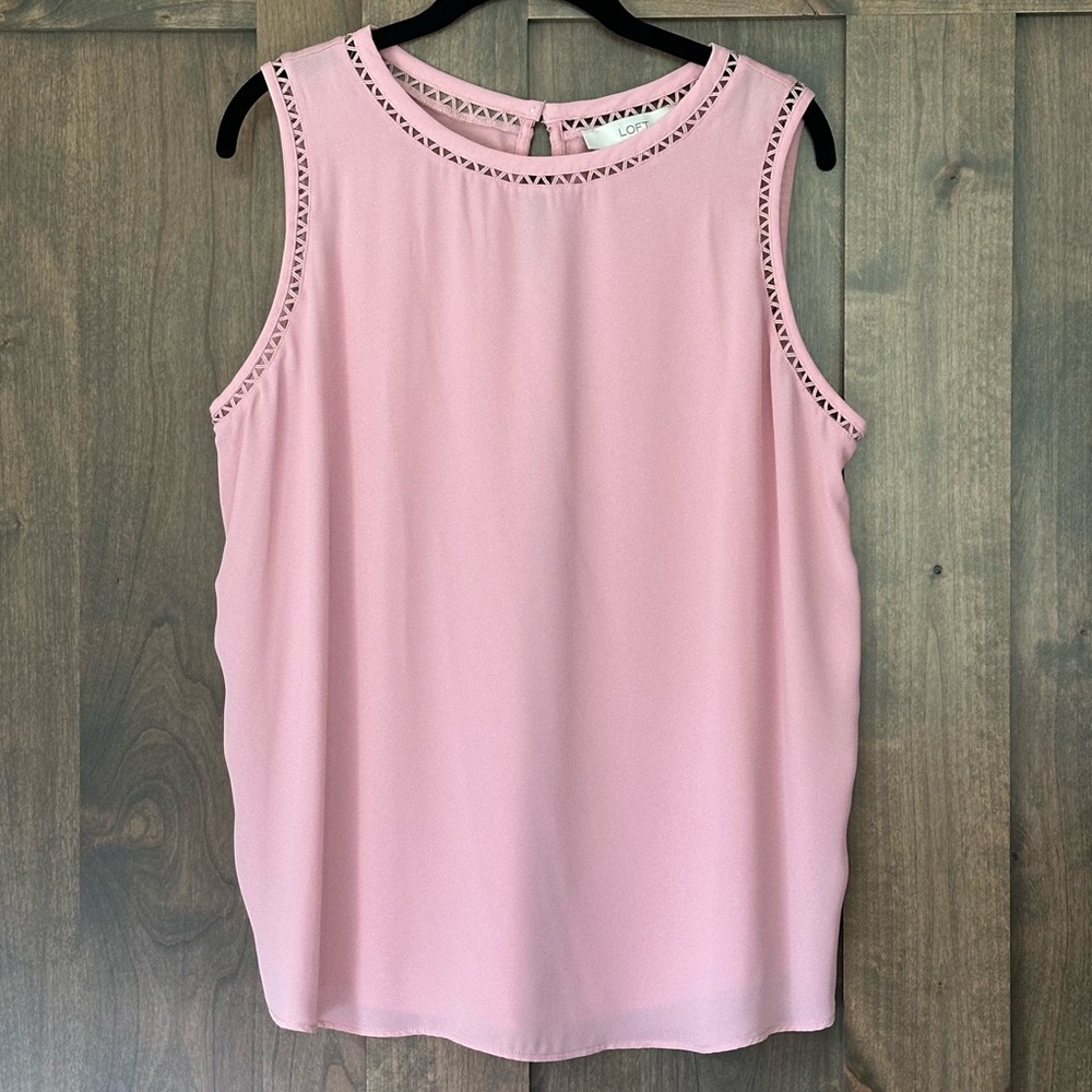 NWOT LOFT Women’s Sleeveless Top